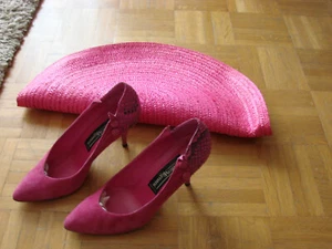 Pumps Gr. 39 und passende Basttasche in pink, italy - Bild 1 von 4
