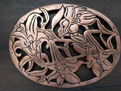 Vintage Cast Iron Copper Trivet Floral Oval OLD DUTCH DESIGN 1983 Signed Taiwan  - Image 1 of 4