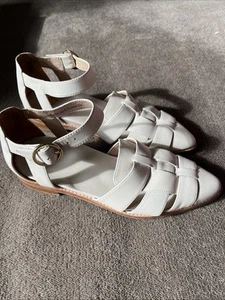 Bared Sora Flat Shoes Size 38 AUS Ecru Leather White Ivory - Picture 1 of 22