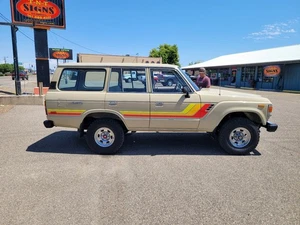 Toyota FJ 60 y 62 Land Cruiser 1980-1990 gráfico personalizado - Imagen 1 de 2