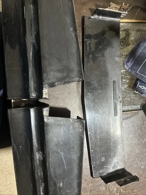 Cadillac Eldorado 1980-85 3 piezas carrocería trasera relleno pintado negro *usado  Foto 1 de 4