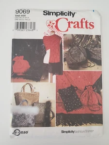 Simplicity 9069 Vintage Misses' Fashion Bags & Shawls Pattern - Picture 1 of 2
