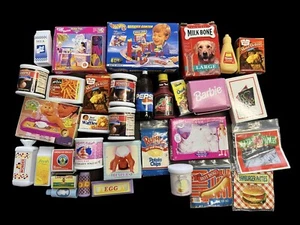 Vintage Lot 33 Miniatur Barbie Puppenhaus Küche Essen Snacks Soda Milch Knochen - Bild 1 von 1