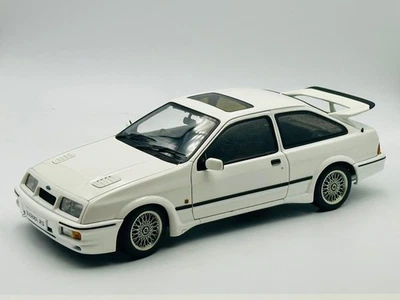 1:18 Ford Sierra RS Cosworth -- White -- AUTOart 72862 - Image 1 of 4