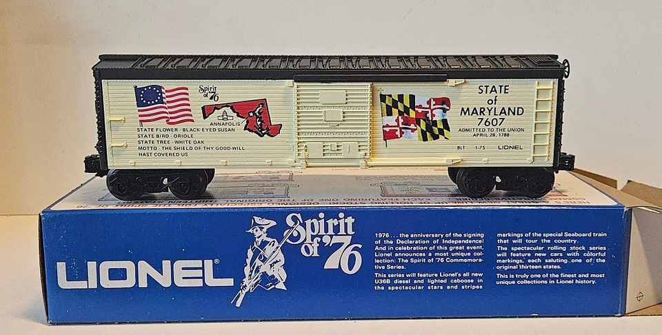 Lionel 6-7607 Spirit of 76 Box Car, 0 Gauge, 3-Conductor - Image 1 of 1