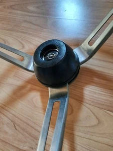 Original Opel Kadett B Rallye Hupenknopf Neu Nos Für Petri Holzlenkrad Lenkrad - Bild 1 von 6