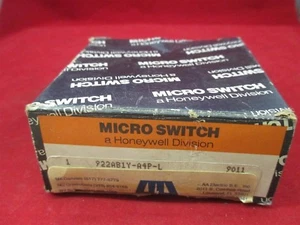 Micro Switch Sensor 922AB1Y-A4P-L new - Picture 1 of 3