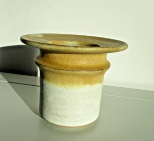 Vintage Studio Pottery Vase Stoneware Beige Brown 9.5 cm Marked C - Picture 1 of 4