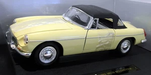 Corgi 1/18 Scale Diecast - 45201 MG MGB Roadster Primrose Yellow - Picture 1 of 4