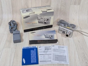 Cámara digital compacta Samsung Digimax L60 6,0 MP plateada/en caja/cargador/SD - Imagen 1 de 14