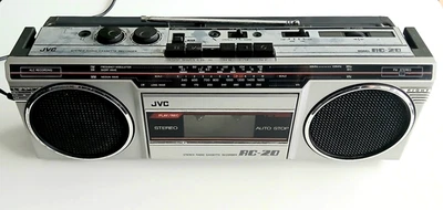 JVC RC-20E - Ghettoblaster - Tragbarer Audiokassettenspieler - Funktionstüchtig - Guter Zustand - Bild 1 von 4