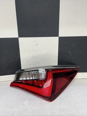 NO DAMAGE / 2019 2020 21 2022 Acura Ilx Right Taillight Used Oem A125 - Image 1 of 4