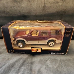 Maisto Special Edition 1995 Ford Explorer 1:24 Scale Die -Cast Replica - Picture 1 of 6