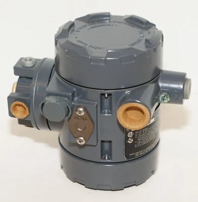 EMERSON FISHER I2P-100 ELECTRO PNEUMATIC TRANSDUCER INTRINSICALLY SAFE EXP PROOF - Image 1 of 4