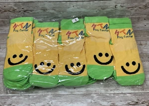 Lot 25 MTN Non-Slip Bottom Grip Trampoline Jump Socks Kid Unisex Size: Small 7in - Picture 1 of 5