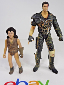 VTG HTF 2000 Mad Max 2: The Road Warrior "MAX & THE FERAL KID" Figure Set Loose