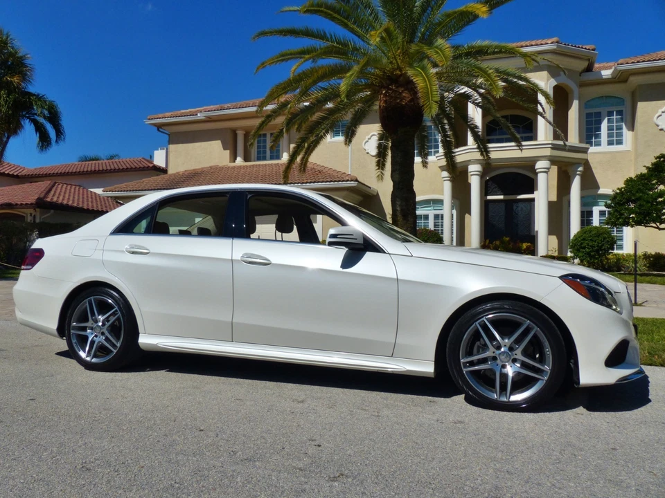 2016 Mercedes-Benz E-Class E400 ONLY 23K MILES! 1-OWNER. MSRP: $73,380 - Image 1 of 4