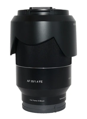 Lente grande angular Rokinon AF 35mm f/1.4 FE quadro completo para Sony montagem tipo E – caixa aberta - Imagem 1 de 4