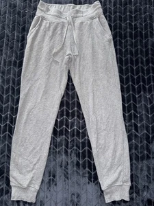 lululemon Women’s Scuba Mid-Rise Oversized Jogger Choose Your Size 4 - Picture 1 of 11
