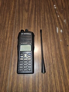 Motorola HT1550 XLS UHF 450-512 MHz 160 Channel 4 Watt FPP. - Zdjęcie 1 z 13