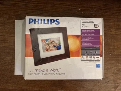 Philips SPF3470T/G7 Digital PhotoFrame 7" LCD Panel Brown Wood Frame Open Box B5 - Image 1 of 4