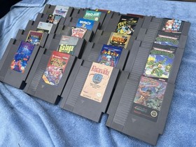 Lotto 22 giochi Nintendo NES Wizards Dragon Rabbit Faxanadu Racer Galaga Pro Am POW