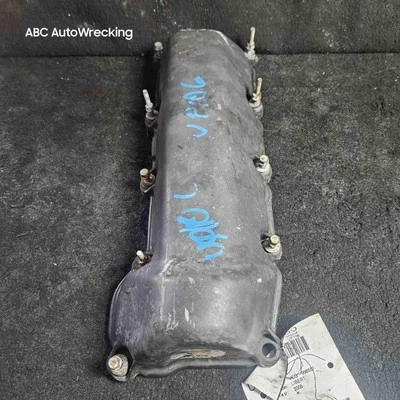 DRIVER SIDE Valve Cover JEEP LIBERTY 02 03 04 05 06 07 08 09 10 11 12 Foto 1 de 2