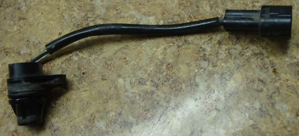 2011 Yamaha FZ8 FZ 8 FZ8-N F Z 8 800 Engine Cam Shaft Postion Sensor Cam E10 - Image 1 of 1