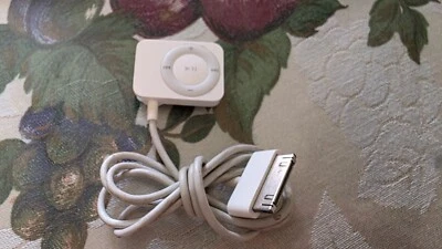 Apple iPod A1187 FM Radio Remote - Image 1 of 4