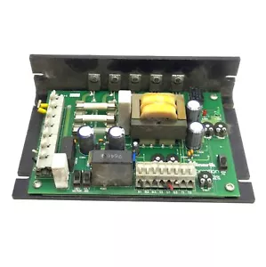 Minarik Corp MM301U Regolatore Motore DC, 115/230VAC In, 0-90/0-180VDC 10A Braccio - Foto 1 di 6