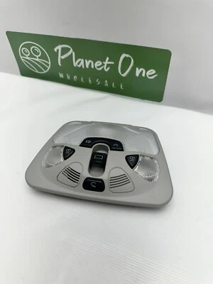 Luz de mapa domo techo Mercedes-Benz C230 C280 2002-2005 fabricante de equipos originales con interruptor de techo corredizo Foto 1 de 4