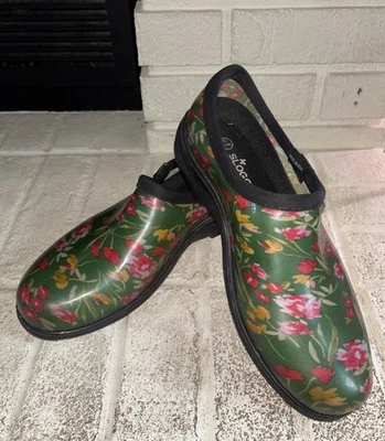 SLOGGERS Women’s Garden Shoes Sz 10 Green Floral Clogs Waterproof NICE! - Image 1 of 4