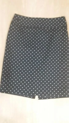 Falda lápiz forrada a lunares blanca negra para mujer de Liz Claiborne talla 4 Foto 1 de 4