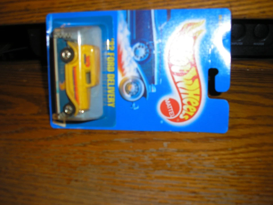 罕见 漂亮 复古 1989 风火轮 #67 Vicky '32 1932 福特送货 免运费 — 第 1/4 张图片