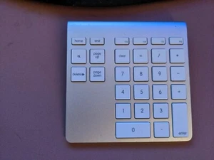 Belkin F8T067 Aluminum YourType Bluetooth Wireless Keypad for iMac Mac T47 - Picture 1 of 4