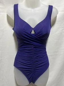 NWT Miraclesuit Women's Sangria One Piece 1 PC swimsuit Size 8/10/14/16 - Picture 1 of 2