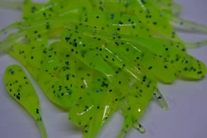PAQUETE DE 30 GRÚAS CRAPPIE SEÑUELOS JIGS CHARTREUSE ESCAMAS AZULES JIGS - Imagen 1 de 2
