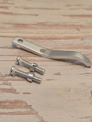 TONEARM HEADSHELL FINGER LIFT Silver 1/2" MOUNT ALUMINUM 2mm Thick NEW - Image 1 of 2