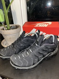 Men’s Nike TN Vapormax Plus Trainers - Picture 1 of 3
