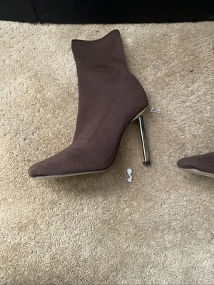 Size 7 Stiletto Heels - Image 1 of 4