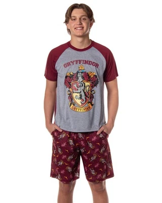 Conjunto de camisa y pijama corto de manga corta de Harry Potter Hogwarts para hombre Foto 1 de 4