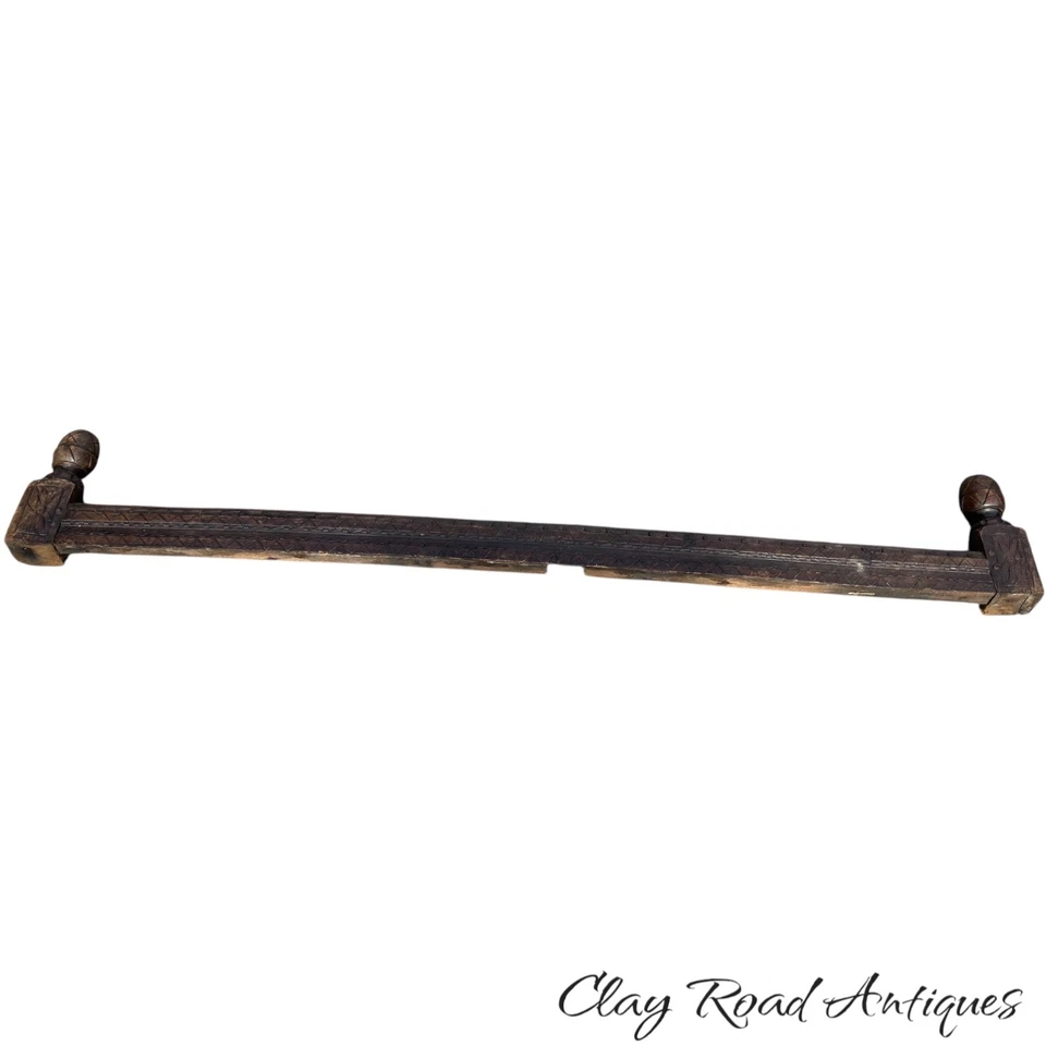 antiguo mueble de época peregrino tripulación patio armario siglo XVII siglo XVII tallado Foto 1 de 4