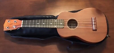 Johnson UK 120 Soprano Ukulele With Gig Bag And Extra Aquila Strings - Image 1 of 4