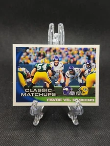 2010 Topps Brett Favre VS PACKERS Football Card #281 - Picture 1 of 2