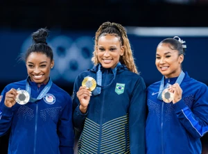 2024 Olympics: Womens Event Finals, Gymnastics BLURAY -Andrade/Biles/Chiles/Lee - Imagen 1 de 14