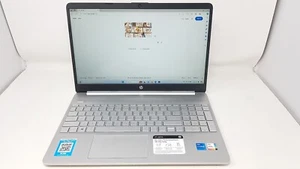 HP 15-dy2021nr 15,6" Laptop (Core i5-1135G7 2,40 GHz, 12 GB RAM, 256 GB SSD) Win 11 - Bild 1 von 16
