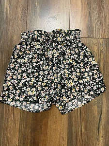 SHEIN girl paperbag waist Ditsy Floral shorts Sz 8Y - Picture 1 of 5