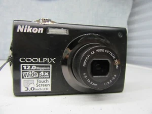 Nikon Coolpix S4000 fotocamera digitale compatta funzionante con obiettivo zoom Nikkor 4x Wide - Foto 1 di 3
