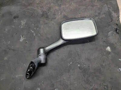 Espejo retrovisor derecho Kawasaki Ninja EX 250 R EX250 2006 usado Foto 1 de 4