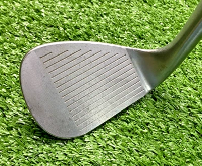 Henry-Griffitts Sizzle Milled Groove Gap 楔形/石墨 ~ 37 英寸 / 全新握把/xx6916 — 第 1/4 张图片